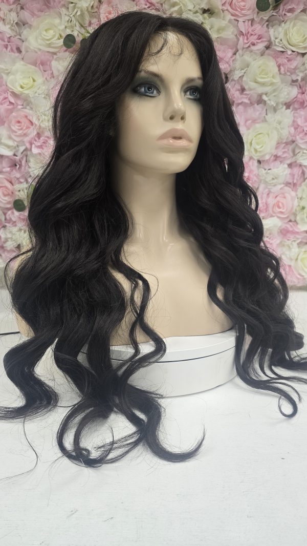 Sleek spotlight lace parting wig Isabelle - Image 5