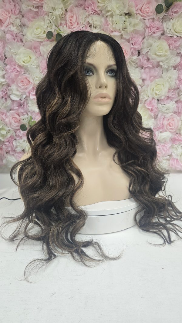 Sleek spotlight lace parting wig Isabelle - Image 7